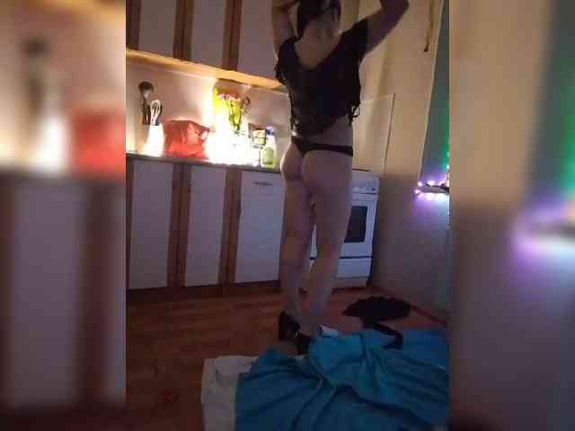 Laylay13 Sex Cam Show