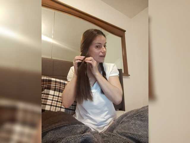 Kesarra55's BongaCams show and profile