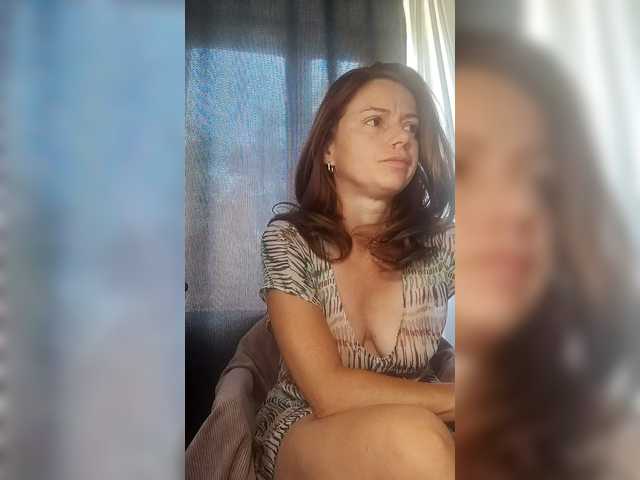 Kesarra55 live cam on BongaCams