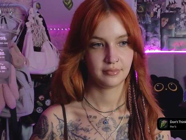 GoodyGirl live cam
