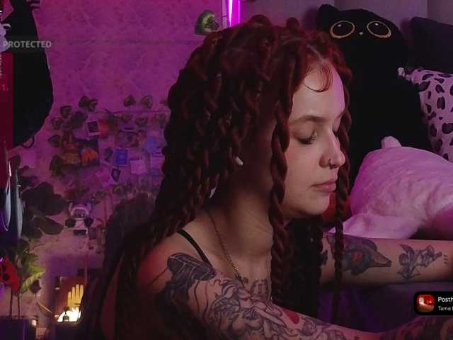 GoodyGirl's BongaCams show and profile