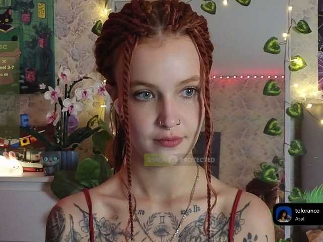 GoodyGirl live webcam show