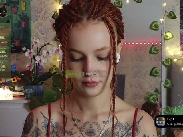 GoodyGirl live webcam show