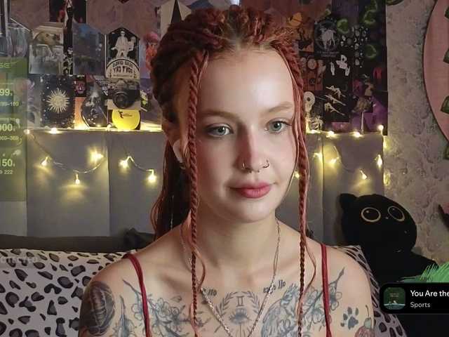 GoodyGirl live webcam show