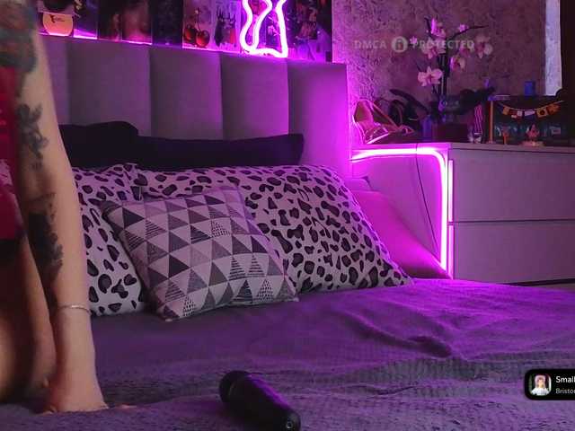 GoodyGirl's BongaCams show and profile