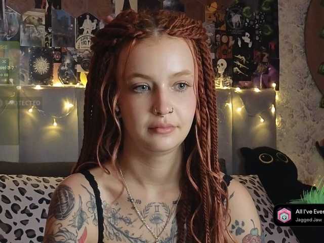 GoodyGirl live webcam show