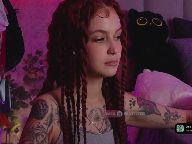 GoodyGirl's BongaCams show and profile