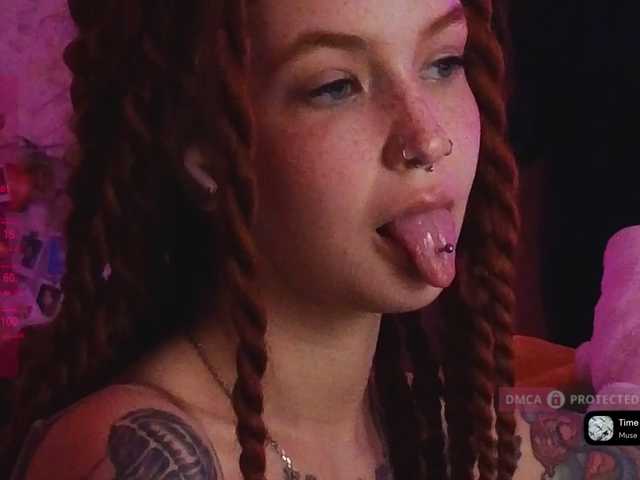 GoodyGirl's BongaCams show and profile