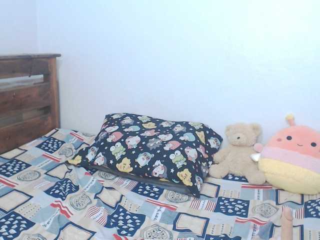 lhixyhorny live cam on BongaCams
