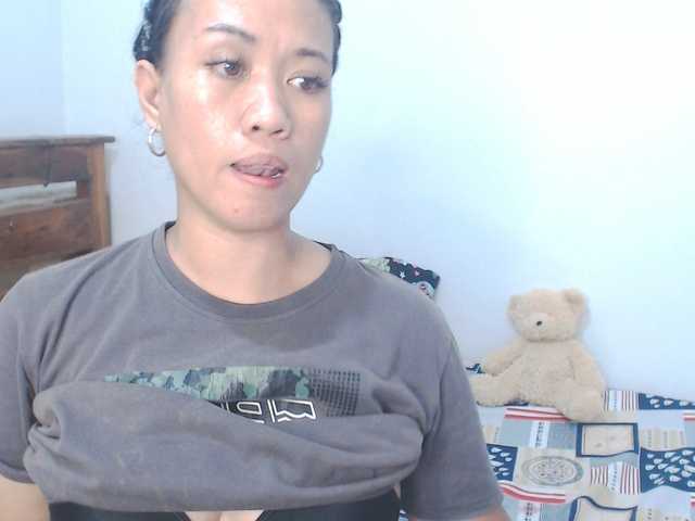 lhixyhorny live cam on BongaCams