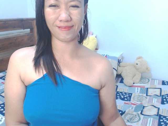 lhixyhorny live cam on BongaCams
