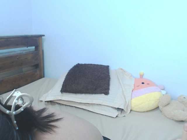 lhixyhorny's BongaCams show and profile