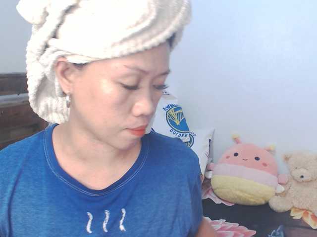 lhixyhorny live cam on BongaCams