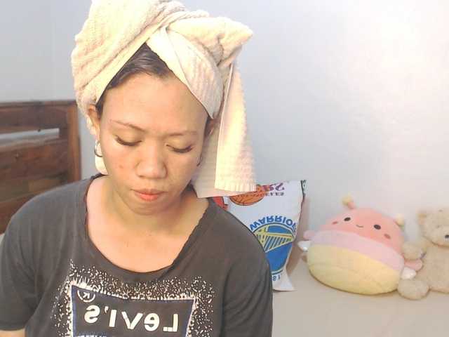 Lix_zyHorny33 live cam on BongaCams