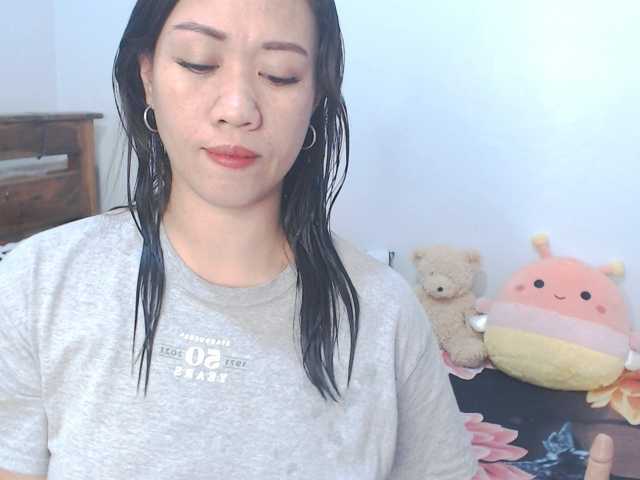 lhixyhorny live cam on BongaCams
