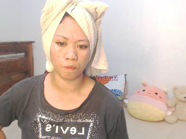 Lix_zyHorny33 live cam on BongaCams