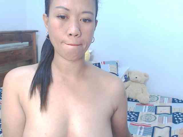 Lix_zyHorny33 webcam