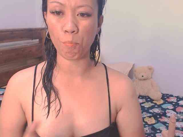 Model: Lix_zyHorny33