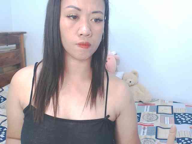 lhixyhorny Live Webcam on BongaCams