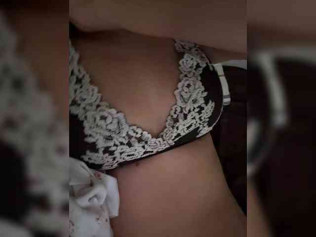 Black-kittycat webcam
