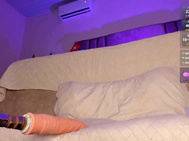 Ashley-12 live cam on BongaCams