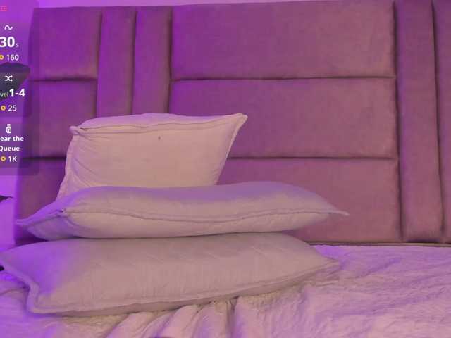 Ashley-12's BongaCams show and profile