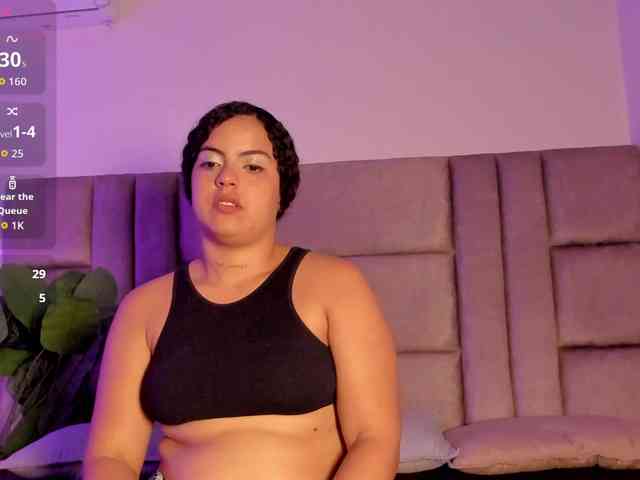 Ashley-12 webcam