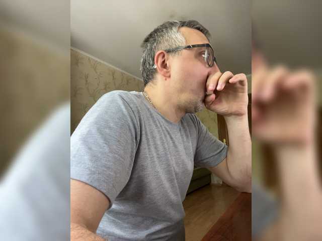 ZrelyiDrocher live cam