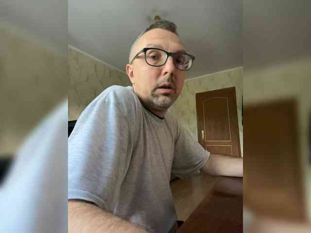 DDD777-7 Sex Cam Show