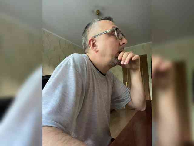 DDD777-7 Sex Cam Show
