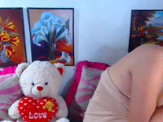 HornyShex89 webcam