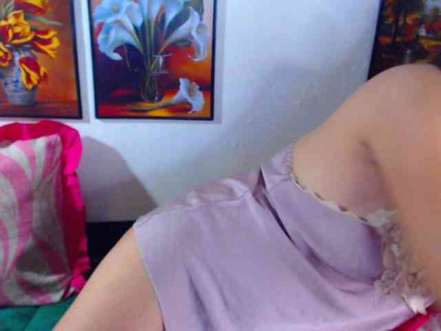 HornyShex89 webcam