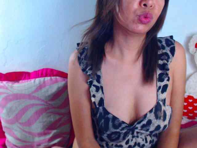 Horny4s3x webcam