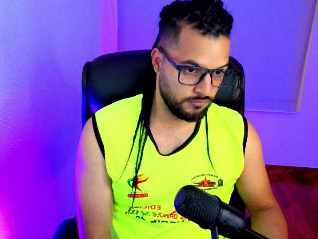 Ernesto-Rodriguez live webcam show