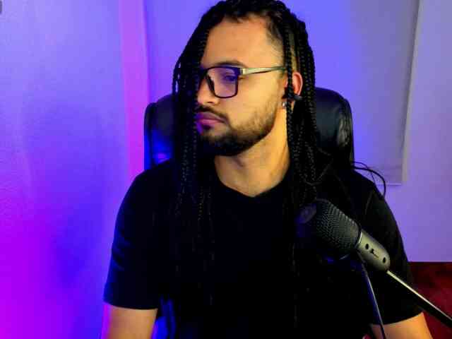Ernesto-Rodrigue... Live Webcam on BongaCams
