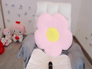 Angela19