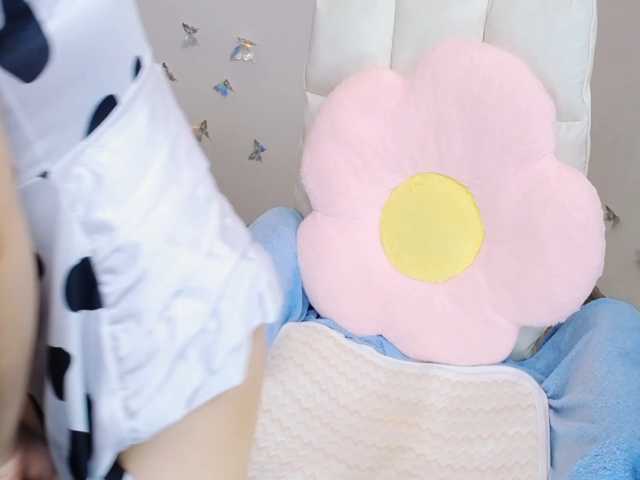 Angela19