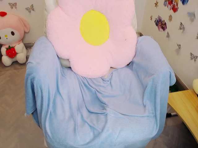 Angela19's BongaCams show and profile