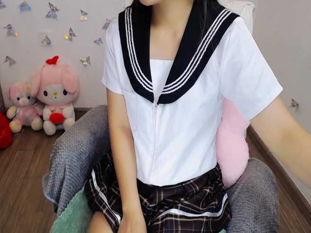 Angela19 live cam on BongaCams