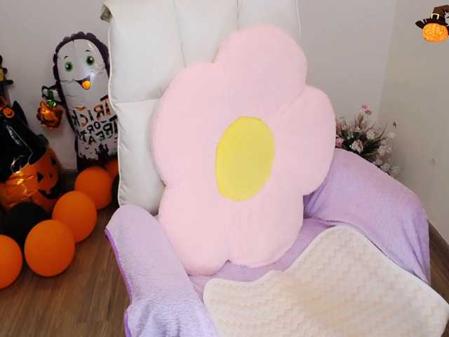Angela19 live cam on BongaCams