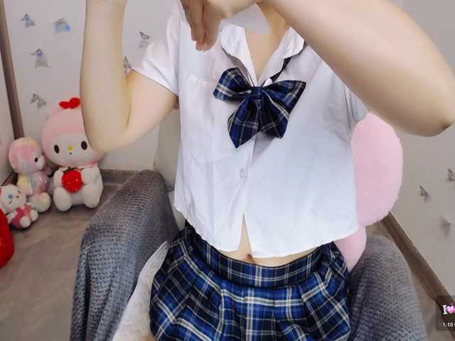Angela19 live cam on BongaCams