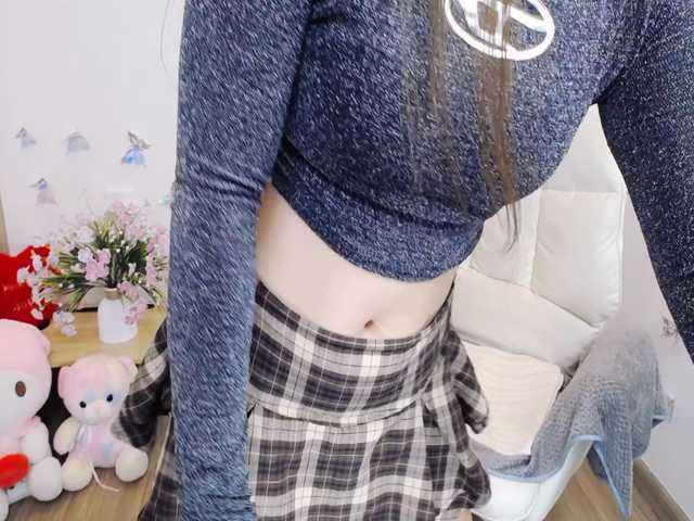 Angela19 live cam on BongaCams