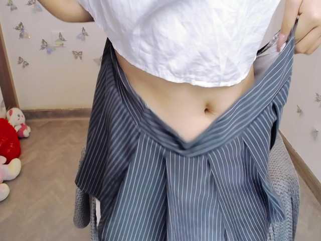 Angela19 live cam on BongaCams
