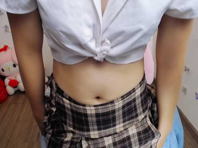 Angela19 live cam on BongaCams