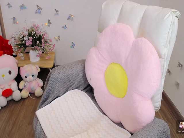 go to chat with Angela19