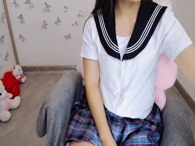 Angela19 live cam on BongaCams