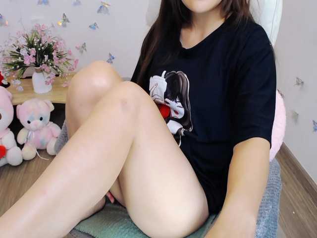Angela19 live cam on BongaCams