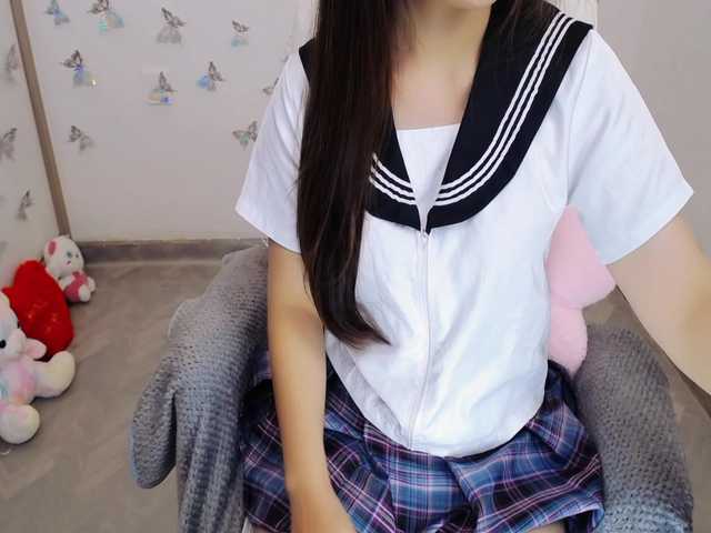 Angela19