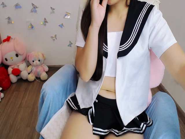 Angela19 live cam on BongaCams