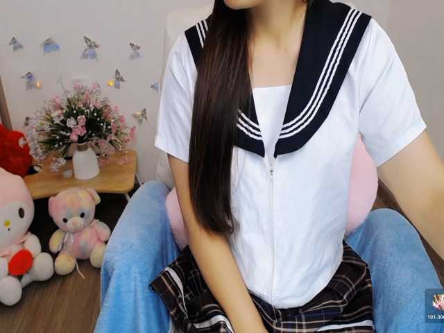 Angela19